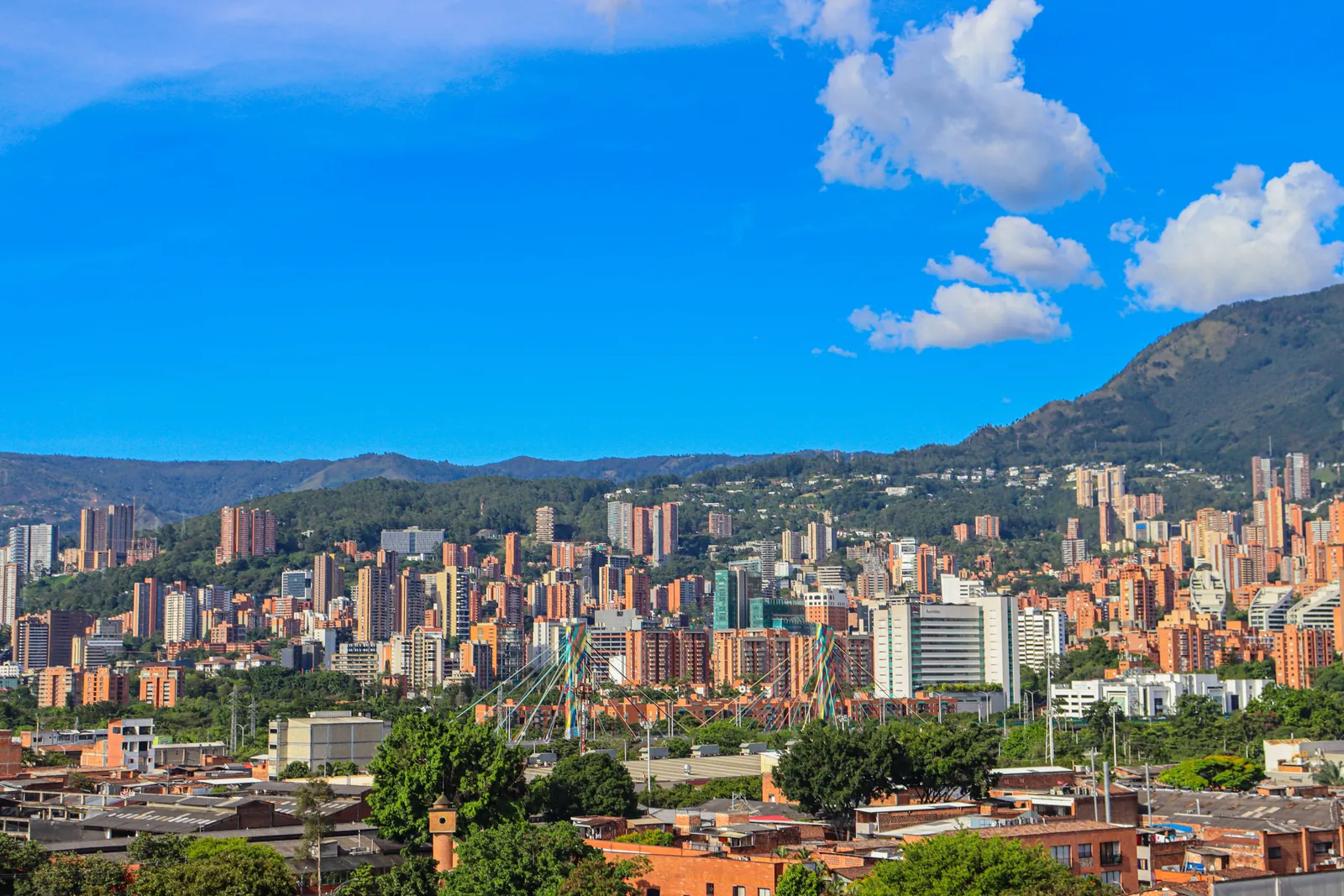 Vista panorámica de Medellín y el valle de Aburrá