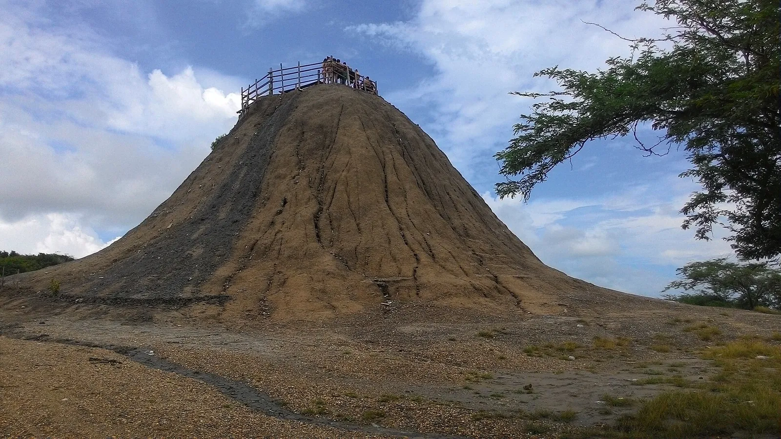 Volcán del Totumo + Pasadía · fotografía 2 de 2